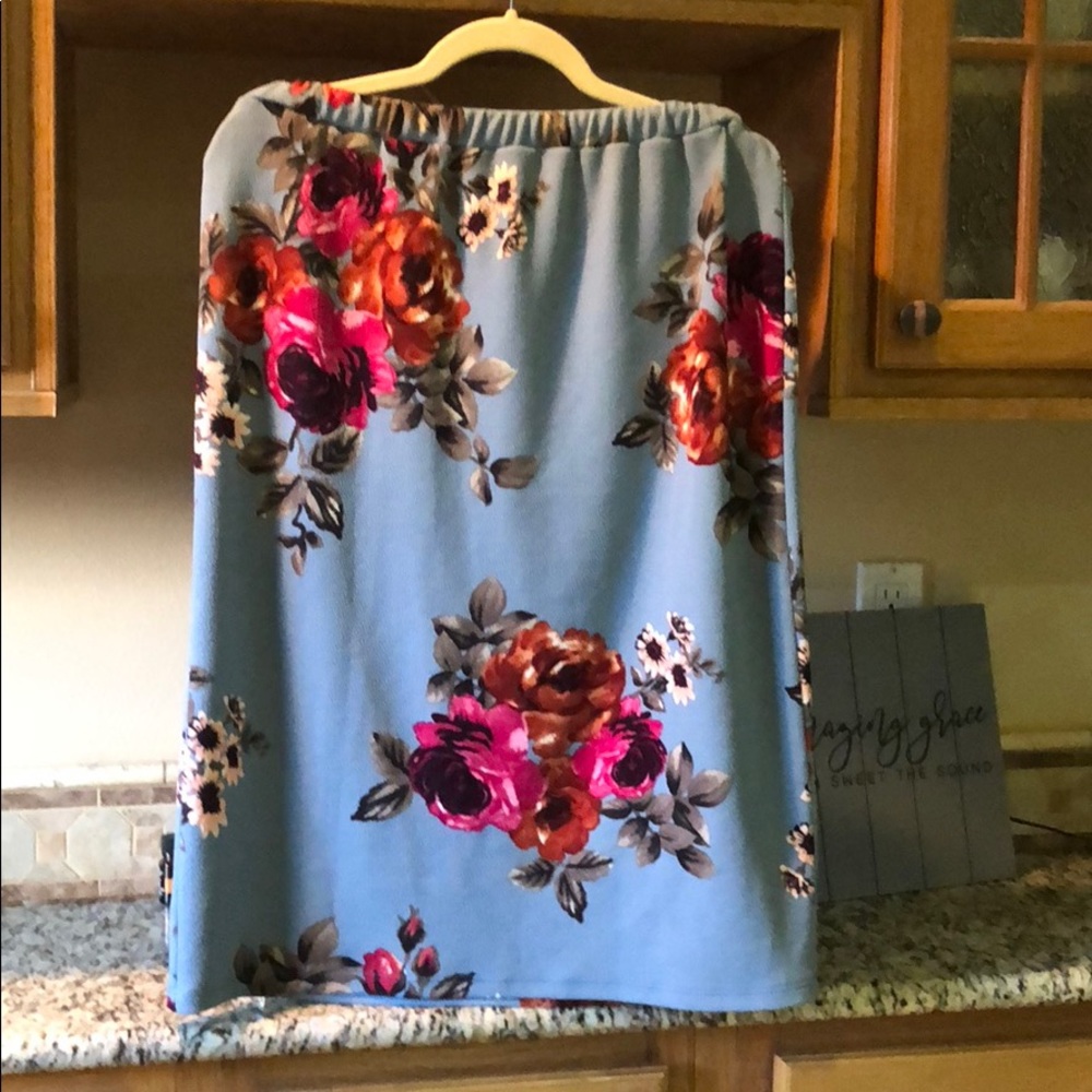 Mid calf skirt 2x or 3x